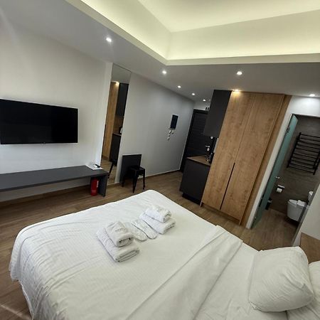 Xclusive Athens Suites Bagian luar foto