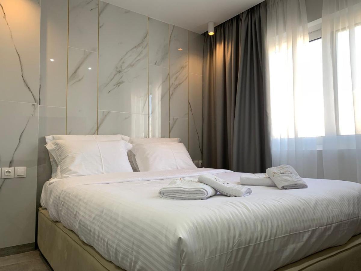 Xclusive Athens Suites Bagian luar foto